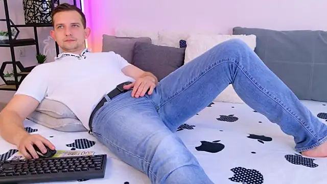 Jimmy Doss online show from April 27, 8:12 am