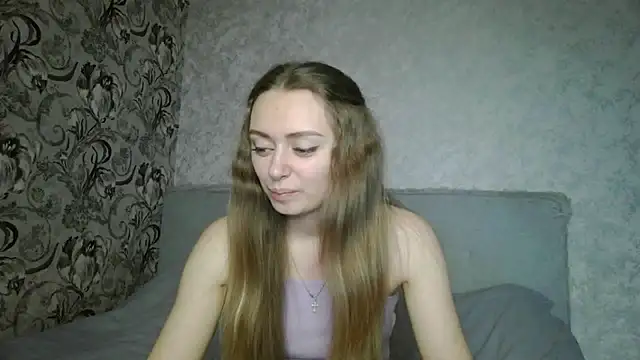 MysticGlimmer online show from April 2, 1:42 pm