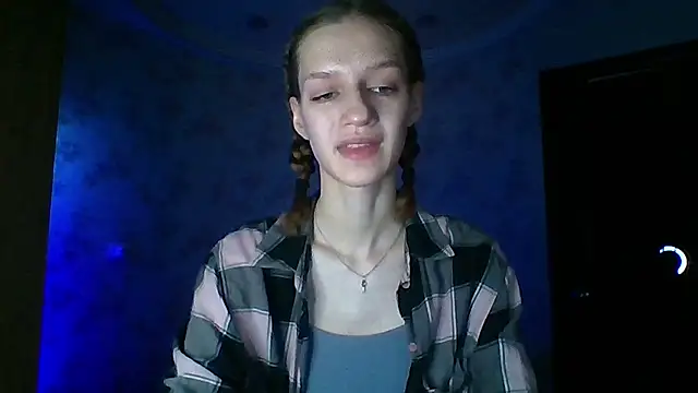 Chrissy Joyful online show from April 11, 4:39 am