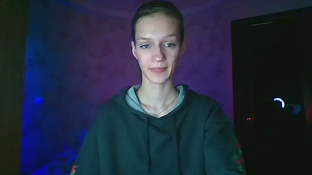 Snapshot of Chrissy_Joyful chatting on April 27, 5:05 am Chrissy Joyful online show from April 27, 5:05 am