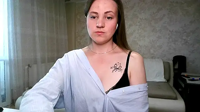 eliza sin online show from April 4, 10:13 am