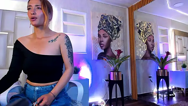 ZoeTaylorl online show from March 9, 12:09 pm