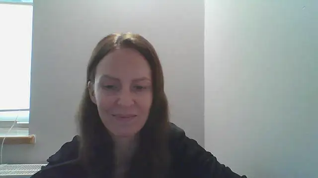 Snapshot of AnnaTight chatting on July 13, 8:28 am AnnaTight online show from July 13, 8:28 am