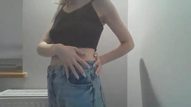 Snapshot of AnnaTight chatting on July 14, 6:57 pm AnnaTight online show from July 14, 6:57 pm