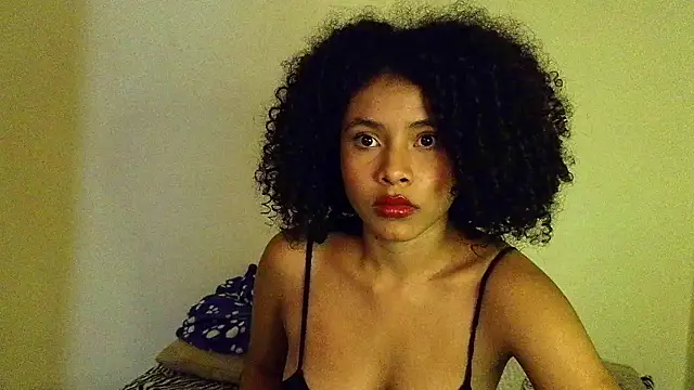 Larita curly online show from April 5, 9:34 pm