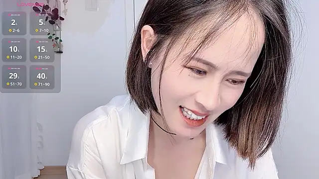 Snapshot of Xiaoyu-99 chatting on June 7, 4:11 pm Xiaoyu-99 online show from June 7, 4:11 pm