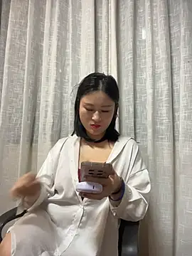 Yolanda9 online show from March 26, 1:38 pm