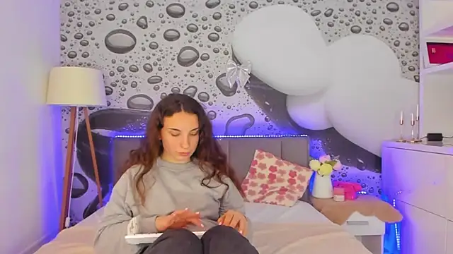 JosephineRows online show from March 27, 1:44 pm