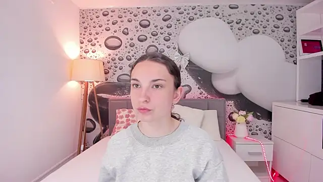 JosephineRows online show from April 10, 12:21 pm