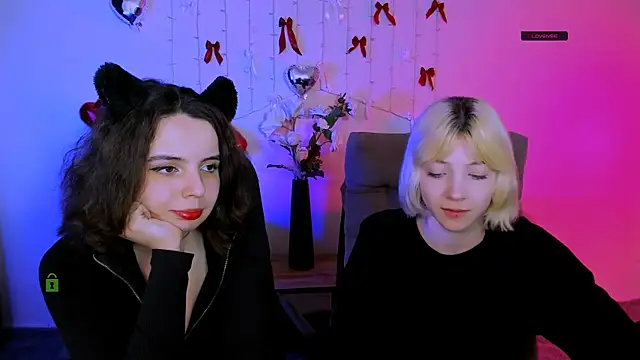  sabrina moore online show from April 18, 8:51 am