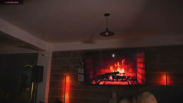 Eros Dark  online show from April 3, 9:57 pm