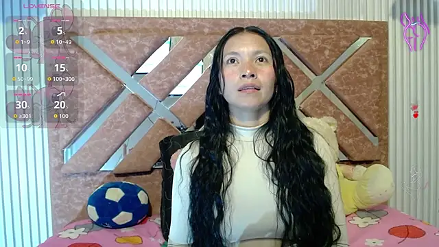 Chloe16  online show from March 25, 8:04 pm