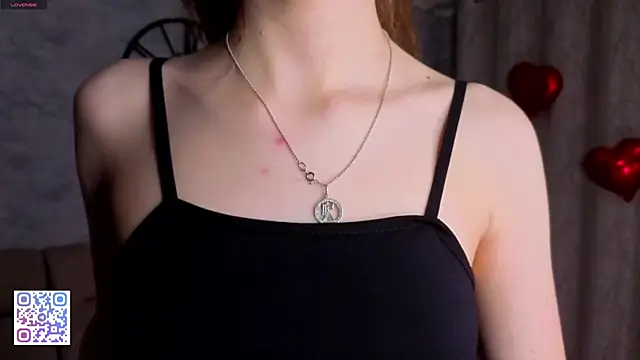 MissHiciano online show from April 12, 7:08 pm