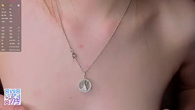 MissHiciano online show from April 15, 7:58 pm