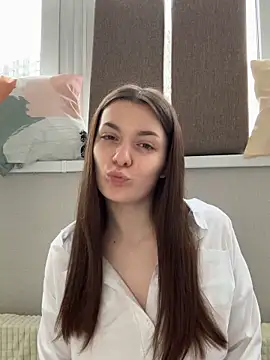 HotCherry18 online show from March 21, 9:25 am