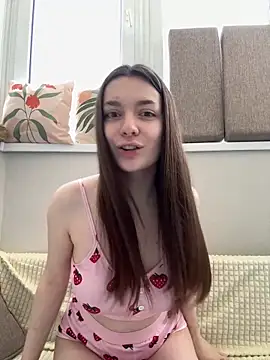 HotCherry18 online show from April 15, 9:49 am