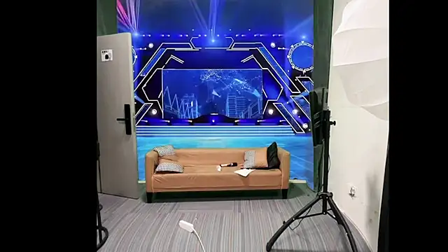 qiqi88-1 online show from March 7, 11:07 am