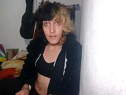 MakiMorningstar online show from April 15, 3:46 am