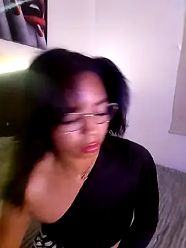 nathyjonees online show from July 6, 12:35 pm
