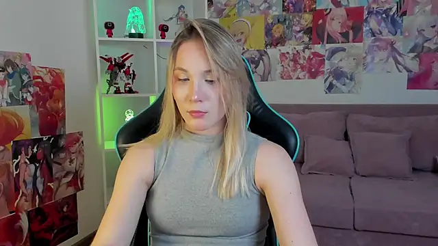 ElaraVoltage online show from April 15, 5:42 pm