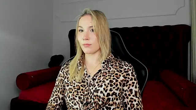 ElaraVoltage online show from April 20, 5:16 pm