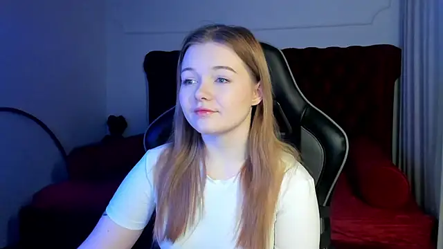 ElinaVale online show from March 31, 5:13 pm