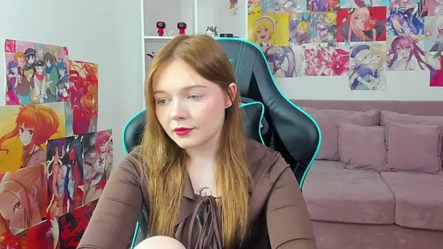 Snapshot of ElinaVale chatting on June 30, 5:08 am ElinaVale online show from June 30, 5:08 am