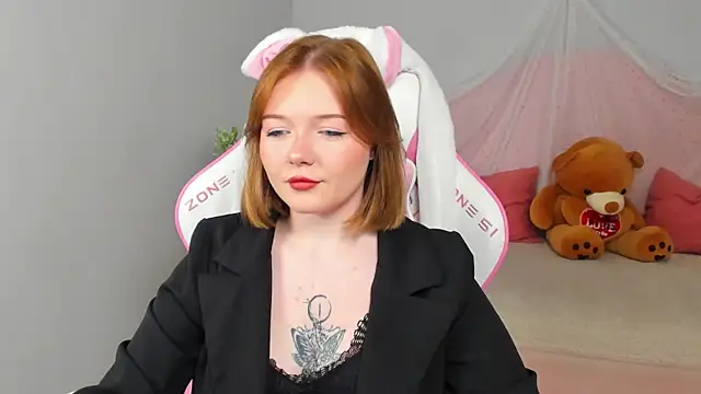Snapshot of ElinaVale chatting on July 13, 5:05 pm ElinaVale online show from July 13, 5:05 pm
