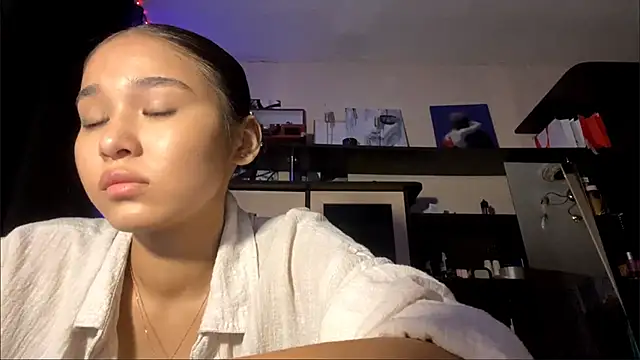 Snapshot of CatherineForbes chatting on May 12, 4:59 pm CatherineForbes online show from May 12, 4:59 pm