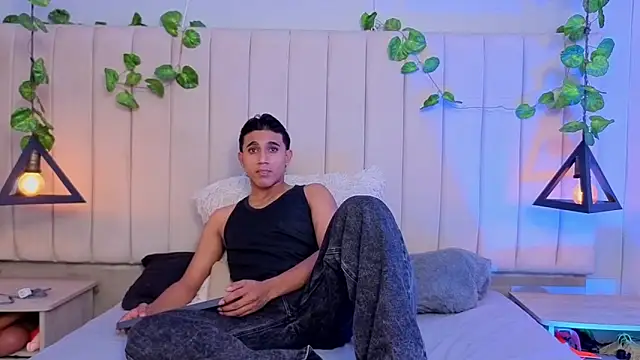 Morgan Bladee online show from April 4, 10:13 am