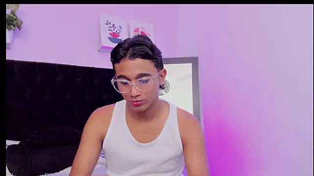 Morgan Bladee online show from April 11, 5:01 am