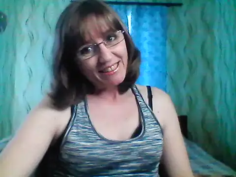 Alisaprice077 online show from April 6, 8:59 am