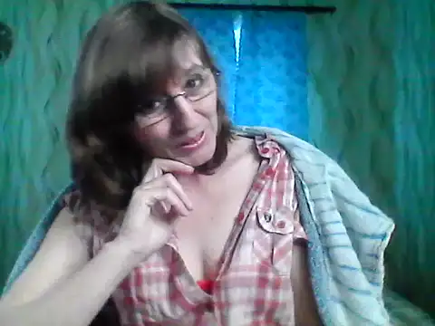 Alisaprice077 online show from April 9, 8:31 am