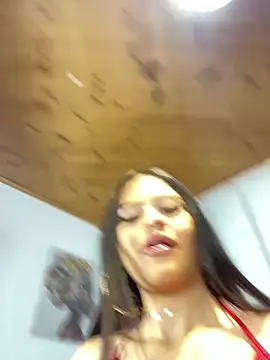 Cloe pink1 online show from April 8, 1:33 pm