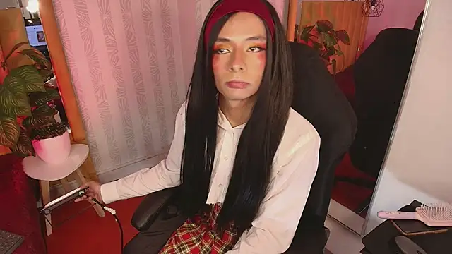 Danika Dahl online show from March 29, 5:40 am