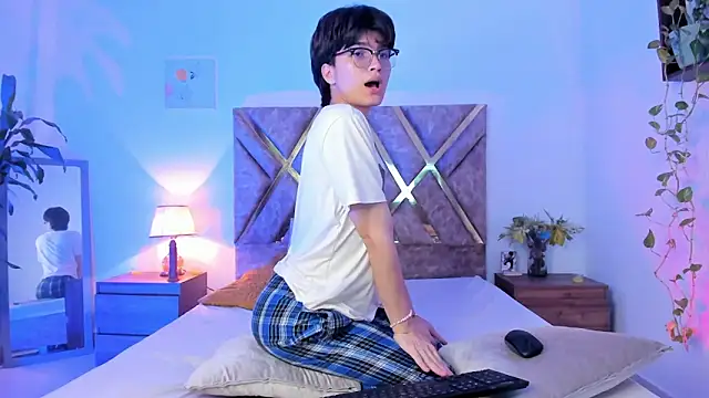 Kai blaz online show from March 27, 12:27 am