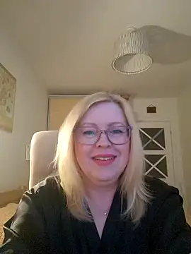 JanieLight53 online show from March 31, 4:29 pm