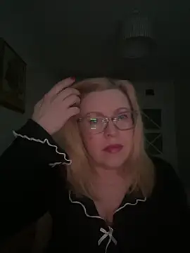 JanieLight53 online show from April 5, 4:59 pm