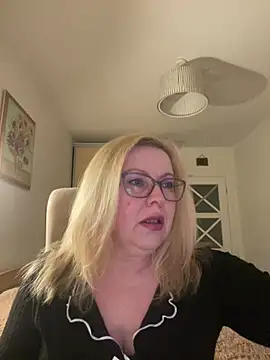 JanieLight53 online show from April 8, 7:14 pm