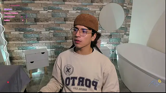 JUSTIN TAY1 online show from April 7, 12:38 pm