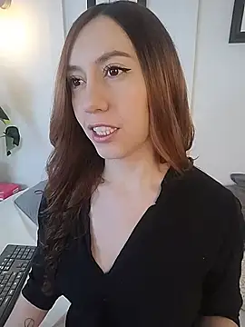 Snapshot of Fer_Luxx chatting on July 24, 11:30 am Fer Luxx online show from July 24, 11:30 am