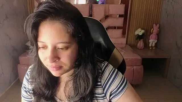 sara tellez s online show from July 15, 12:21 pm