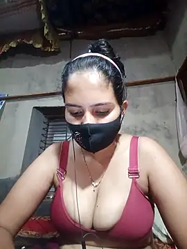Snapshot of annu-777 chatting on May 10, 2:50 am annu-777 online show from May 10, 2:50 am