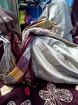 jothika45 online show from April 10, 5:39 pm