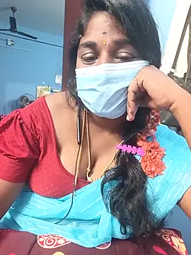 Snapshot of jothika45 chatting on April 20, 6:53 pm jothika45 online show from April 20, 6:53 pm