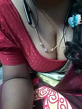 Snapshot of jothika45 chatting on April 29, 12:31 pm jothika45 online show from April 29, 12:31 pm