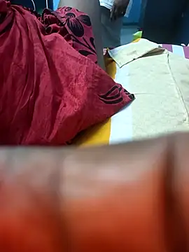 Snapshot of jothika45 chatting on May 1, 9:25 am jothika45 online show from May 1, 9:25 am