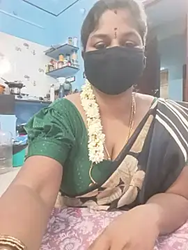 Snapshot of jothika45 chatting on August 8, 3:14 pm jothika45 online show from August 8, 3:14 pm