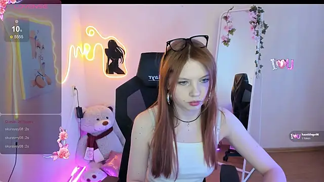 Ember Vexen online show from April 7, 8:59 am