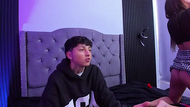 Sky n Zayn online show from April 2, 12:47 pm